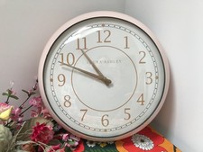 LAURA ASHLEY RETRO PINK WALL