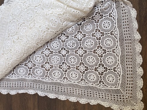 Vintage large lace - vintage, bed