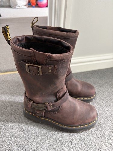 Martens anistone tall - dr,