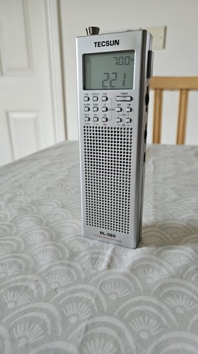 Tecsun 360 world band - tecsun,