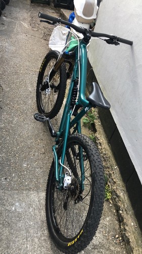 Santa cruz nomad fox 36 - v2/,
