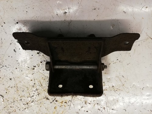 Honda nf75 seat - hinge, &