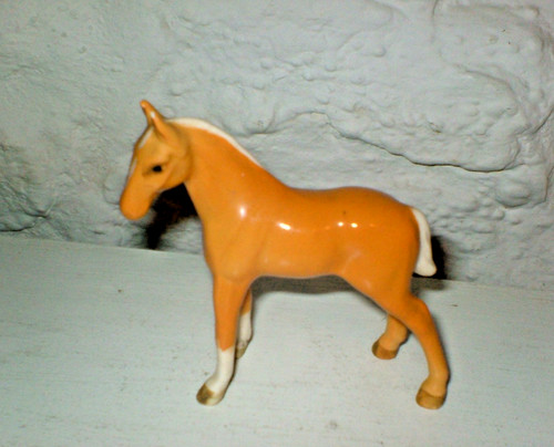 Vtg beswick palomino arab - palomino,