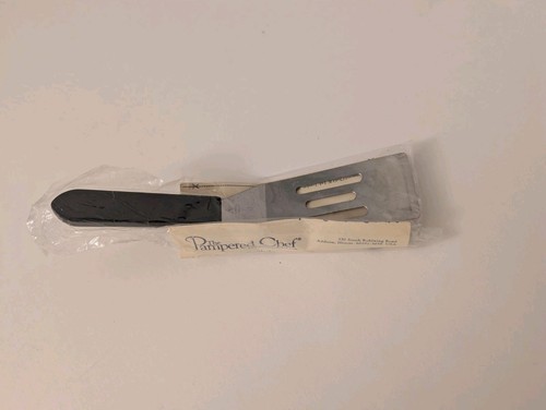 Pampered chef mini - chef,