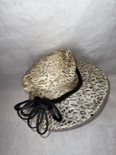 Women beige leopard print - leopard,