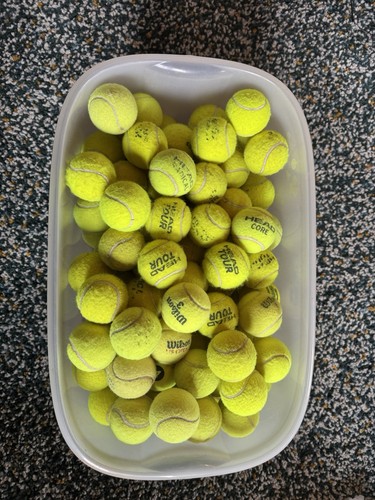 Used tennis balls - balls,, ex