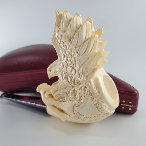 Horn eagle meerschaum pipe