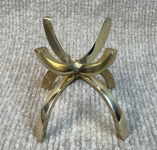 60 Brass/Gold 4-Leg Display