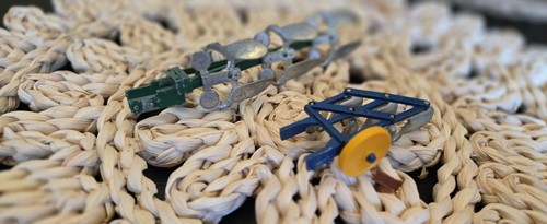 Britains plough set original - britains,