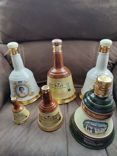 Vintage wade bell whisky - wade,