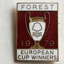 Nottingham Forest Enamel Badge