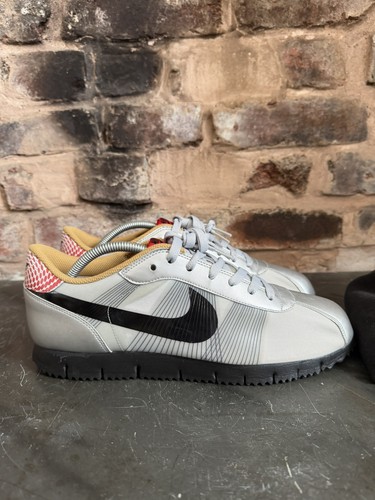 Brand new rare 2008 - new, nike