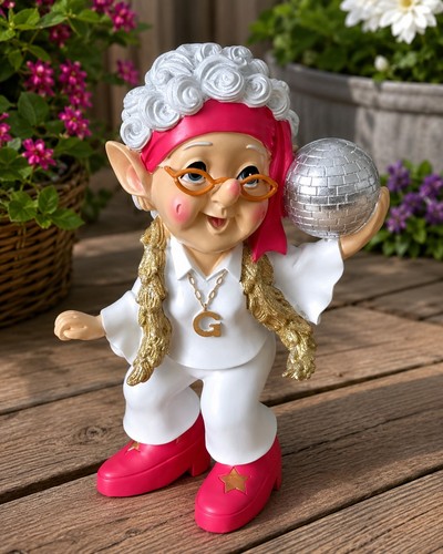 Disco dancing gnome - dancing, garden