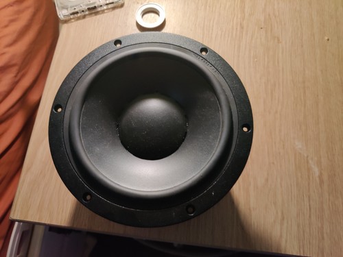 Dynaudio speaker hard - speaker, find