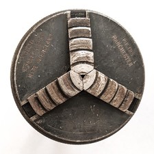 Pultra 10mm lathe three jaw self centring chuck.