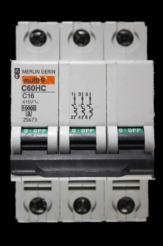 Merlin gerin amp curve c - amp,