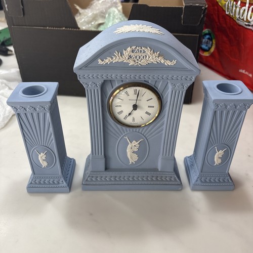 Wedgwood pale blue - wedgwood,