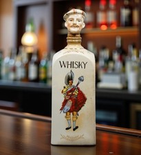 Vintage Ceramic Whisky Decanter with Highlander & Head Stopper – 29cm Tall