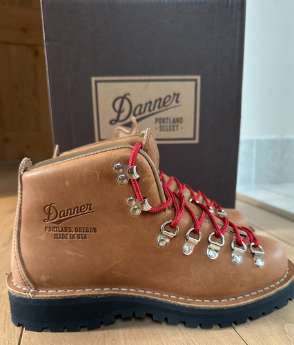 Danner womens walking boots