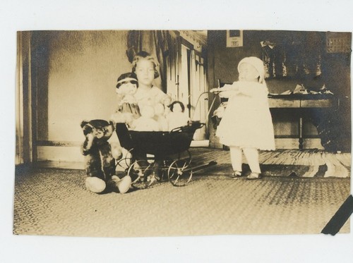 Vintage photo pretty little - vintage,