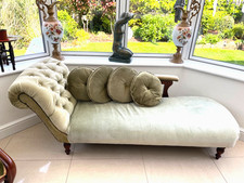Exquisite ANTIQUE CHAISE LONGUE  deep buttoned
