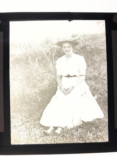 Magic lantern slide - magic, c1900