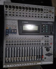YAMAHA-01V digital mixer