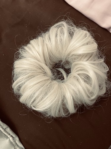 Curly messy bun - messy, hair