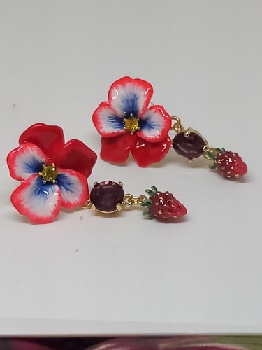 Les nereides pansy - les,