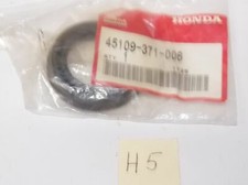 NEW HONDA 1976 1981 GL1000 CB750 CBX CX500 CB900 BRAKE PISTON BOOT 45109-371-006