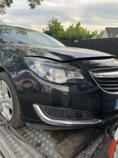 Breaking **vauxhall insignia