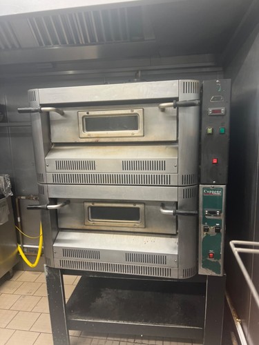 Commercial cuppone pizza - pizza, oven