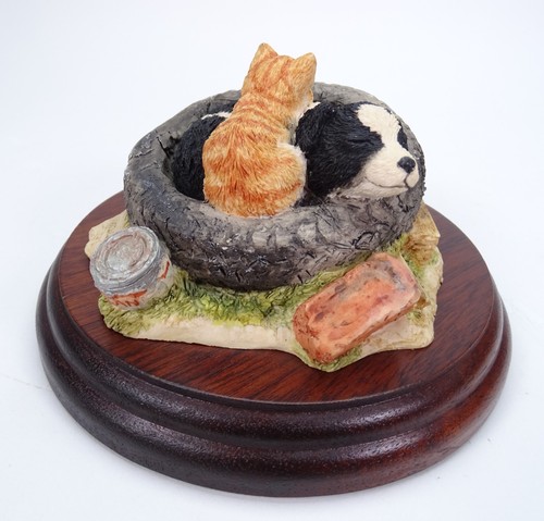 Border fine arts figurine - arts,