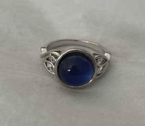 Moon mood ring - mood, color