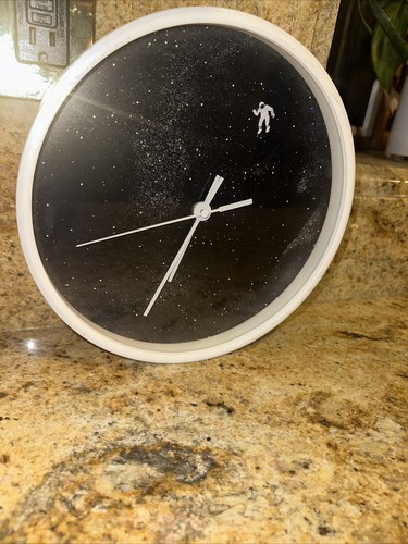 Gravity clock - gravity,