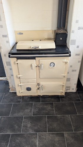 Rayburn royal aga - aga, oil-fired