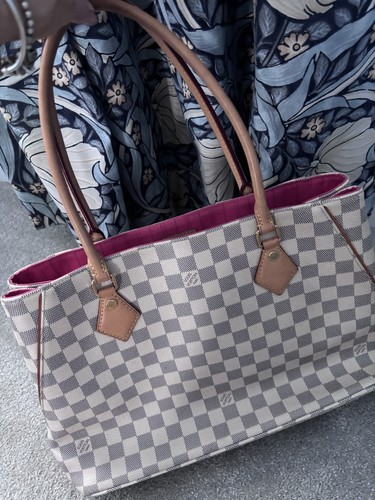 Louis vuitton calvi tote bag - louis,
