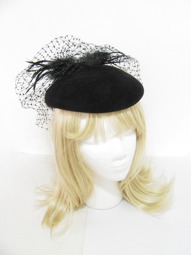 Vintage black soft felt - black,