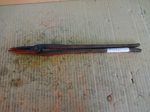 Blacksmiths tongs size in - blacksmiths,
