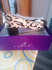 Ladies Elegant Leppard Print Shoes Size 5 Lunar Elegance New In Box