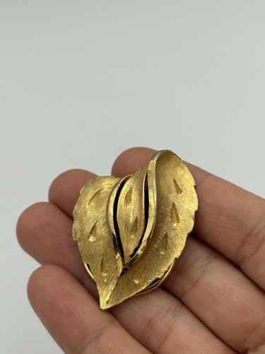 Vintage ladies gold toned - ladies,