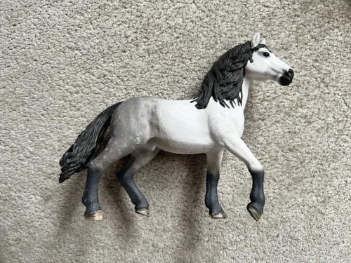Schleich horse dapple grey - horse,