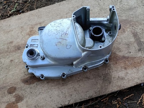 Suzuki 100 clutch cover - 100,