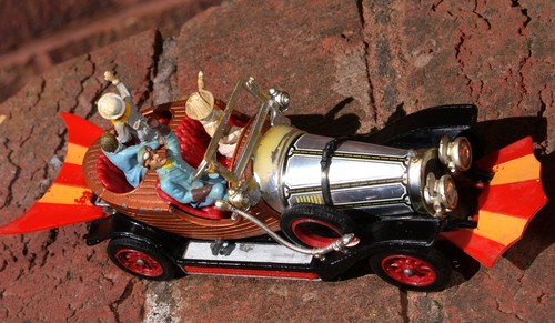 Corgi toys 266 chitty - corgi,