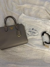 Prada Borsa a Mano Handbag