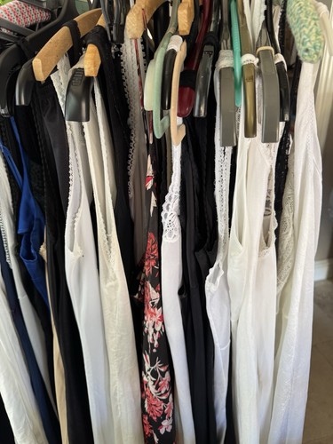 Wholesale reseller - /,