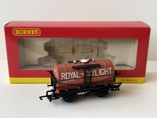 Hornby r6109 ton tank wagon - hornby, 14