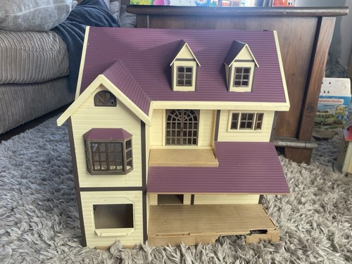 House the hill - on, oakwood
