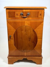 Vintage Wood Record Player Cabinet With Lift-Up Lid & Cupboard Storage