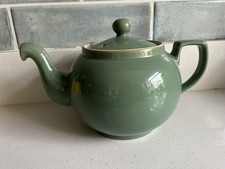 DENBY MANOR GREEN 2 1/4pint  vintage TEAPOT with older style lid.  